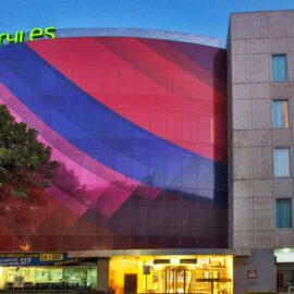 Fachada Principal Ibis Styles Zona Rosa