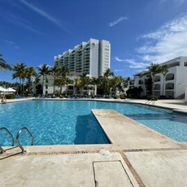 Alberca Hotel Beachscape